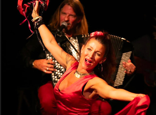 Laure & Stanko "Spectacle Franco-Parisienne-Slave"