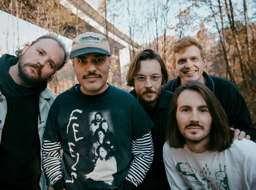 Klangvorhang47 // Live: Fomies // Support: Bongladen