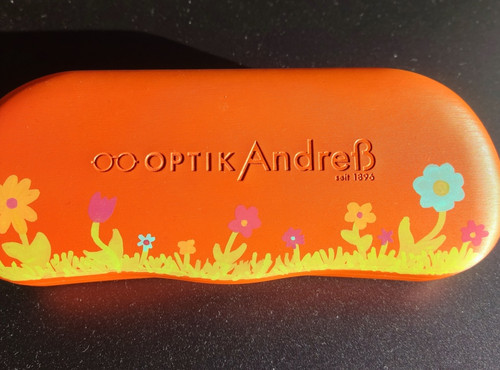 Pimp up your spex case